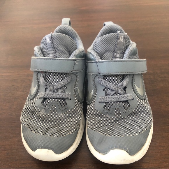 Nike VQ1 & VH1 Toddler shoes - Picture 5 of 7